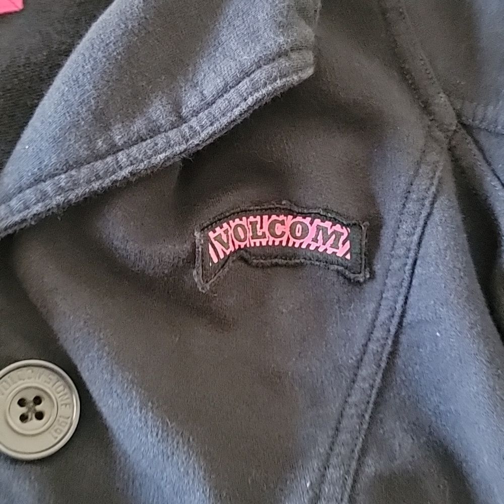 𝅺volcom hoodie - Picture 3 of 6